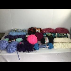 Yarn Lot some vintage 20 pieces